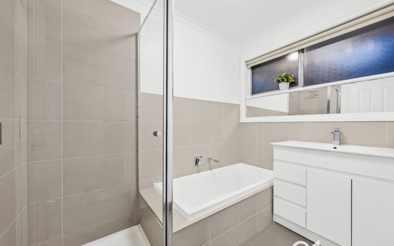 164 James Cook Drive