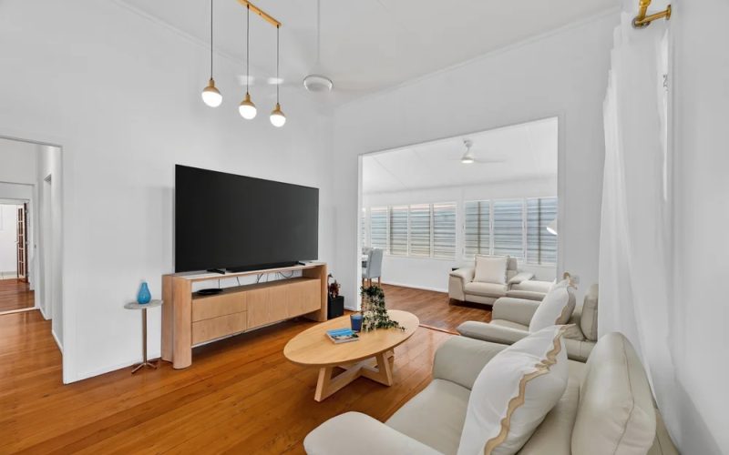 45 Ford Street Hermit Park QLD 4812