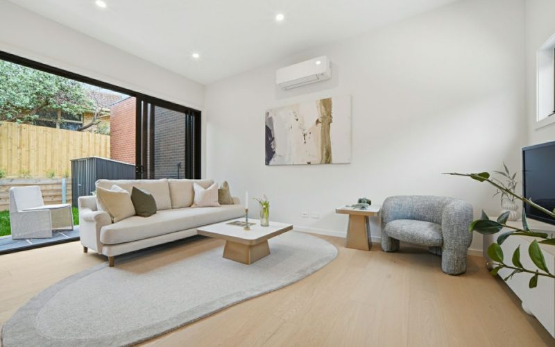 1/24 Cassowary Street, Doncaster East- VIC 3109