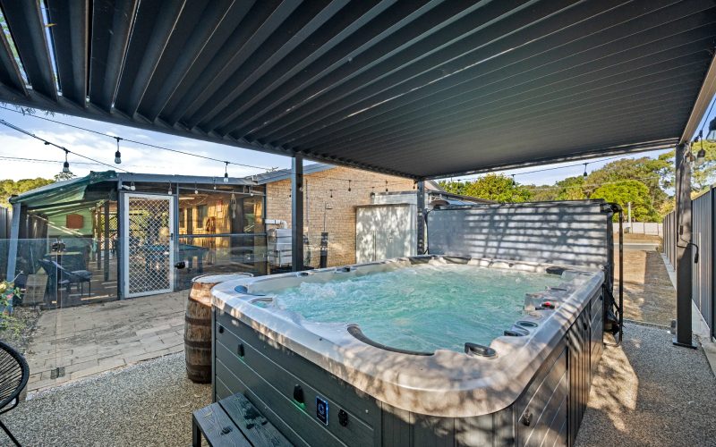 7 Orchid  Drive, Moore Park Beach