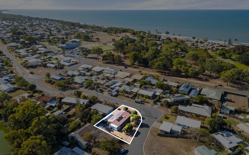 7 Orchid  Drive, Moore Park Beach