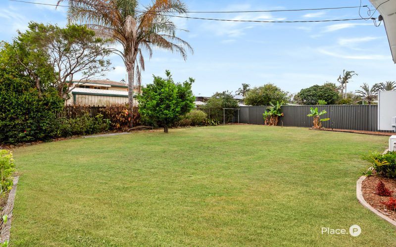 Charming Family Friendly Home - Corner block!