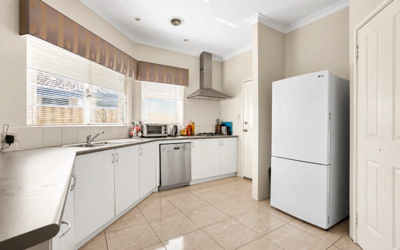38 Brindabella Avenue, Rockingham