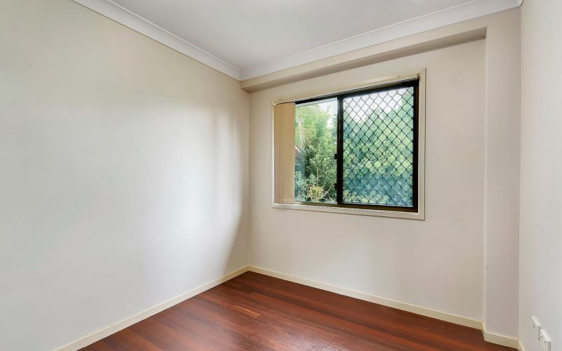 Inviting Family Comfort in Idyllic Mt Coot-Tha Setting
