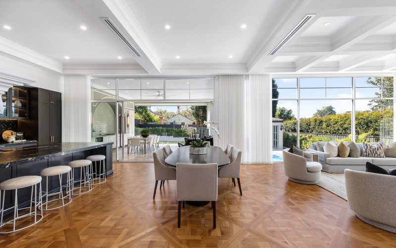 Showpiece in indulgent glamour and high-end appeal