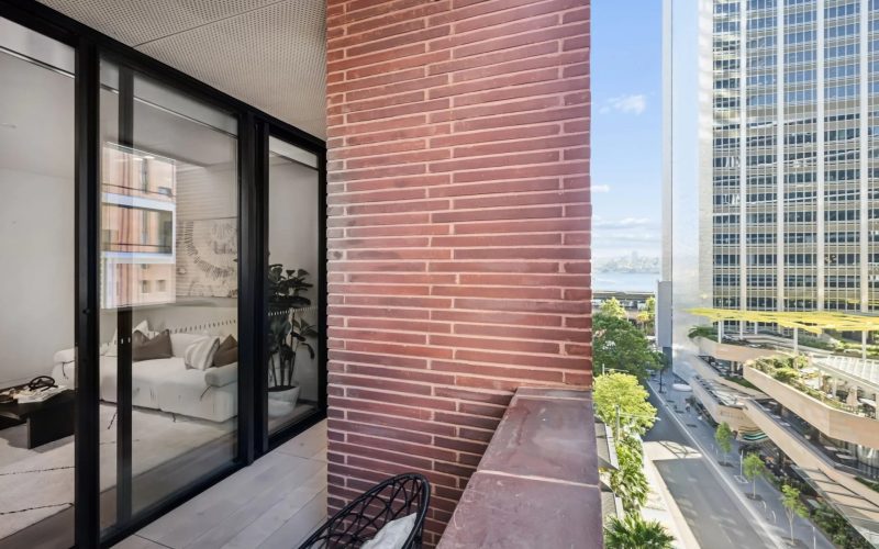 Sophisticated City Living in the Heart of Sydney