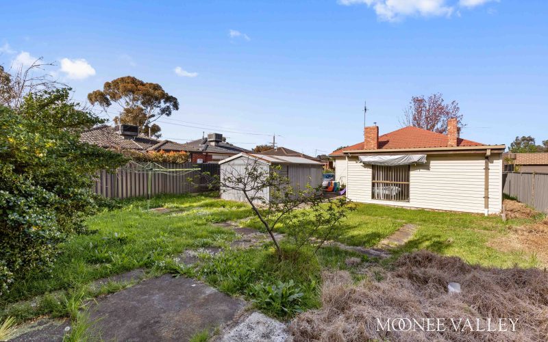 45 Raglan Street, Avondale Heights