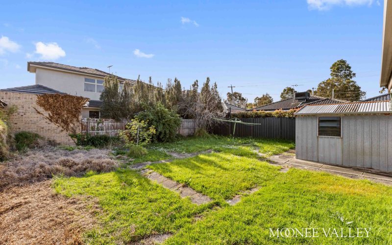 45 Raglan Street, Avondale Heights