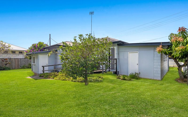 Prime Corner Block Opportunity