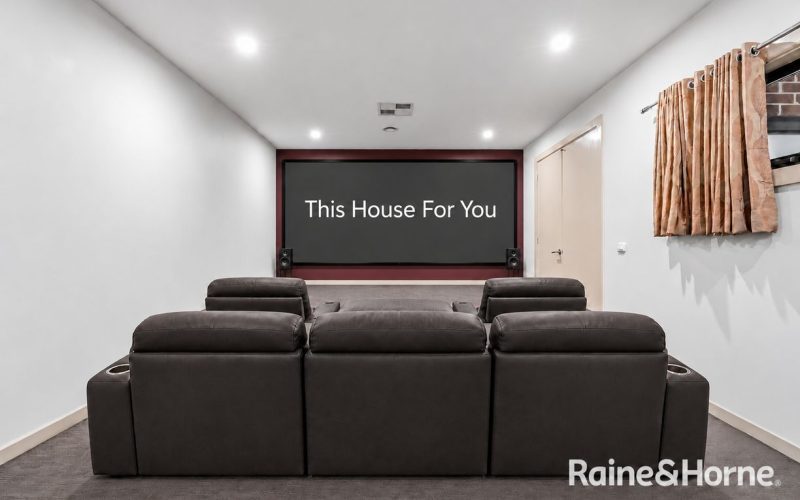 162 Heather Grove, Clyde North VIC