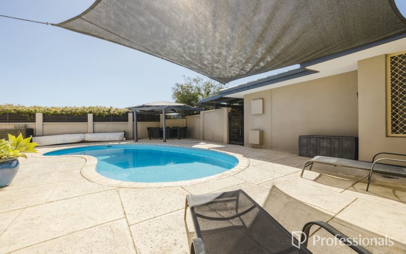 19 Burham Court Marangaroo WA