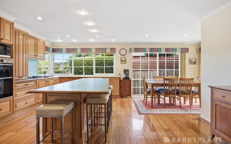 14 Mont Court, 