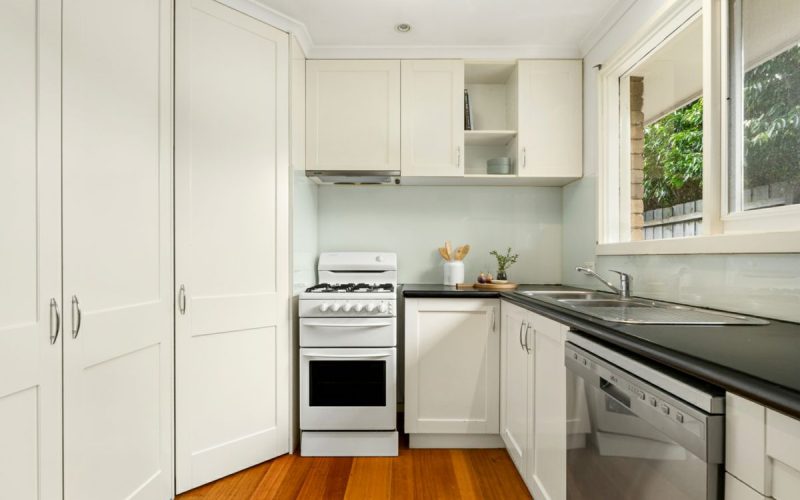 2/52 Stirling Road, Croydon - VIC 3136