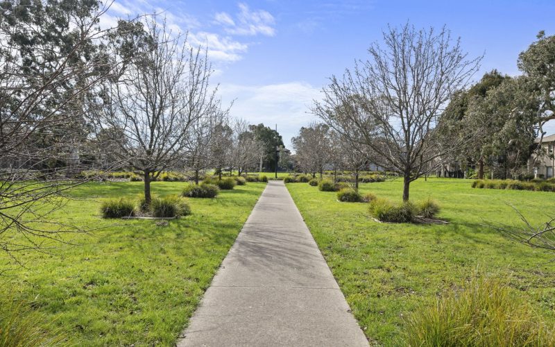 9 Mujeres Walk, Epping