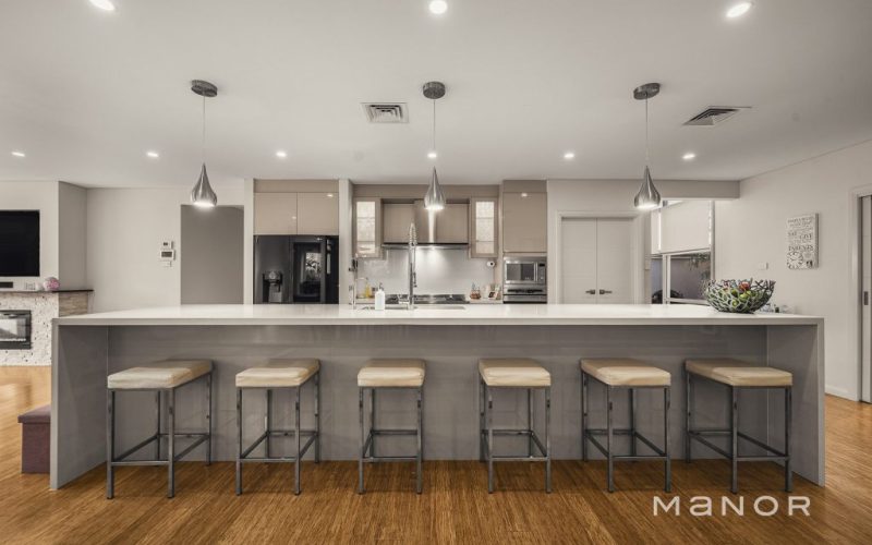 24 Strathfillan Way, Kellyville