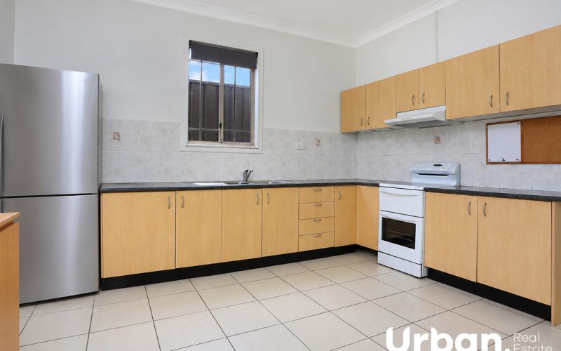 27 Besley Street, Cambridge Park NSW 2747