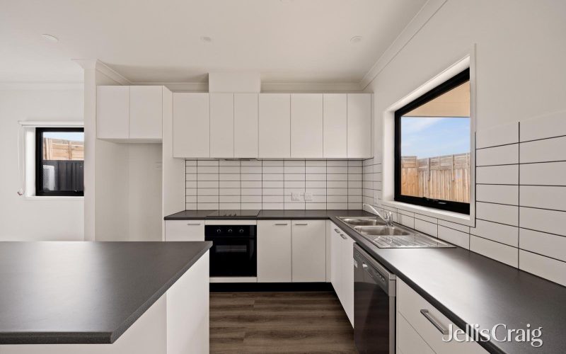 5 Windsor Place, Melton West