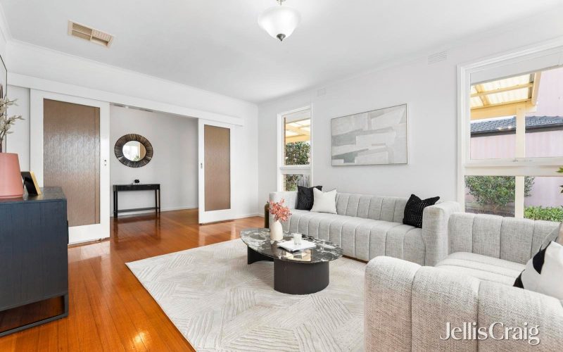 954 High Street Road, Glen Waverley