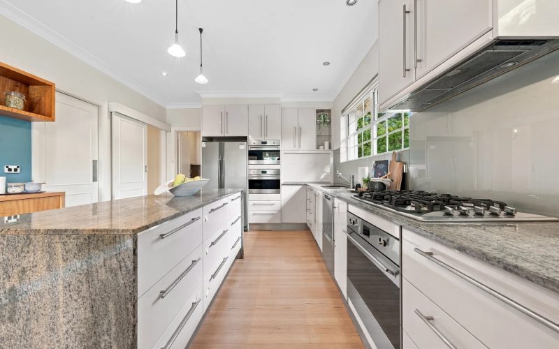 82 Mugga Way, Red Hill