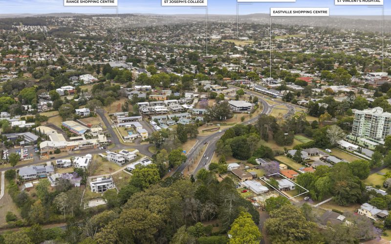 4 Cottesloe Street, East Toowoomba QLD 4350