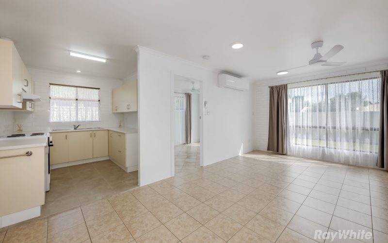 COASTAL LIVING! WITH PRIVACY & SPACE FOR THE FAMILY