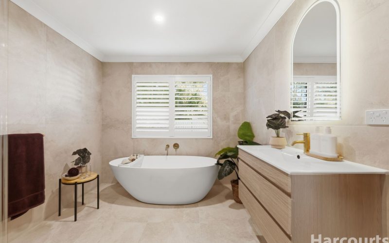 Fully Renovated Lakeside Home