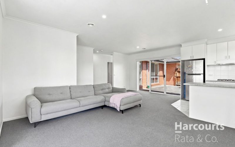 2 Bedroom Unit in a Convenient Mill Park Location