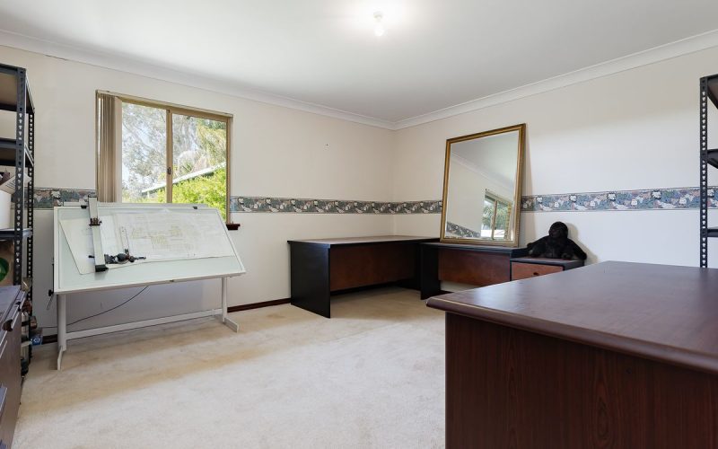 75 Wolfe Road, Banjup - A Dual Living Acreage Retreat on Five Fully Fenced Acres.