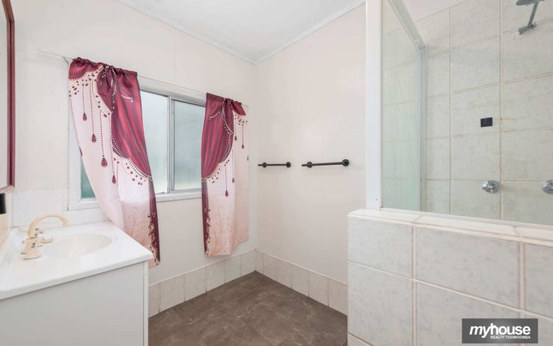 147 Bridge Street, Oakey