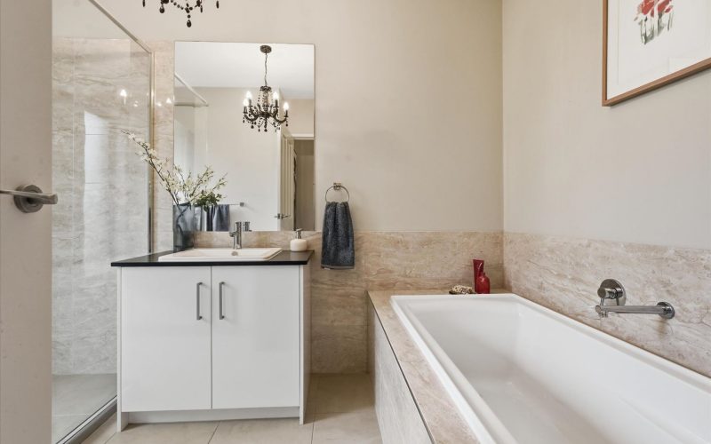 Contemporary Style, Comfortable Living and Everyday Convenience