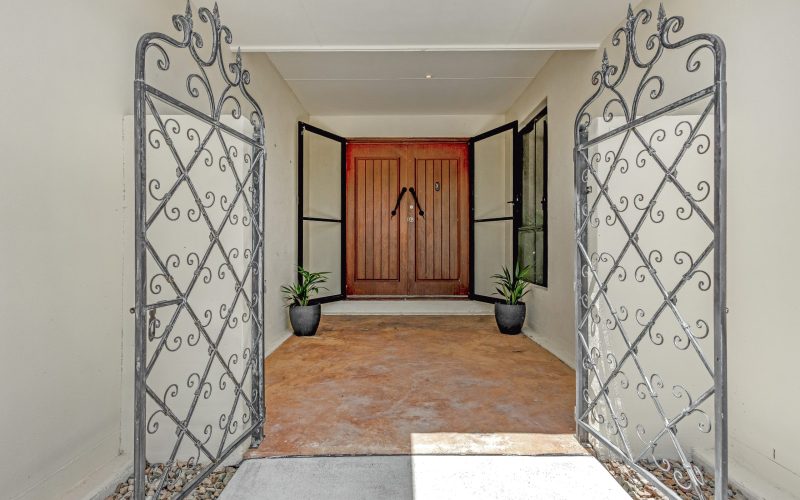 A Private Acreage Sanctuary with Dual Living, Exceptional Entertaining & Endless Lifestyle Appeal