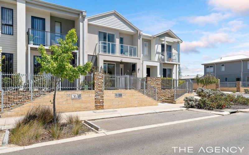 24 Quartermaine Boulevard, Mandogalup
