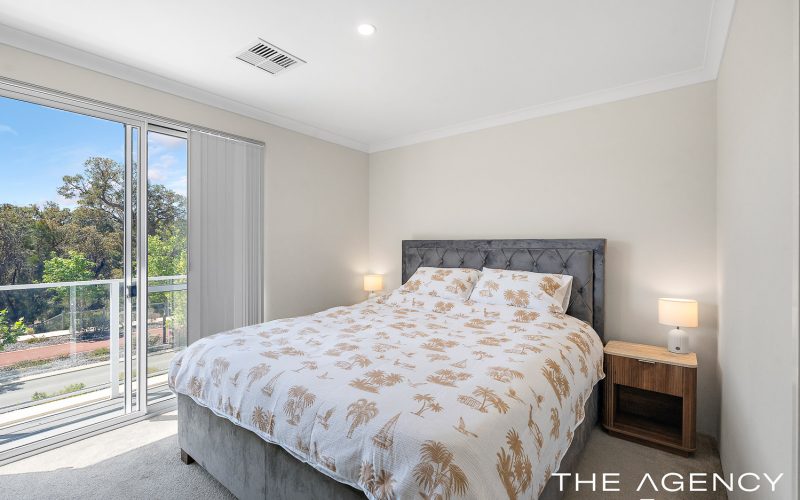 24 Quartermaine Boulevard, Mandogalup