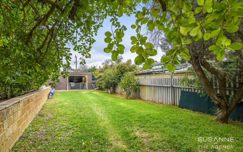 6 Booligal Street, Lesmurdie
