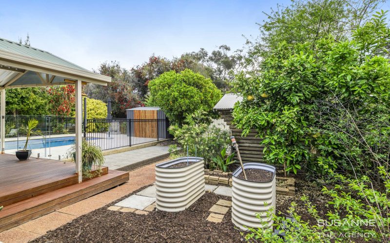 6 Booligal Street, Lesmurdie