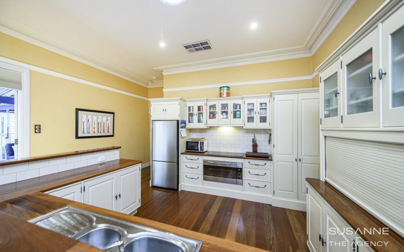 77 Heath Road, Kalamunda