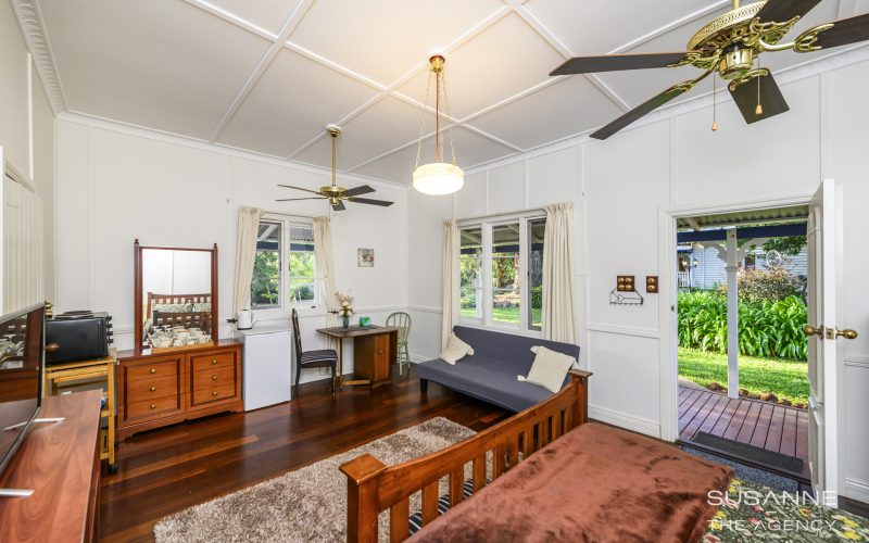 77 Heath Road, Kalamunda