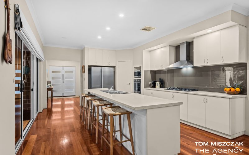 10 Myaree Way, Duncraig