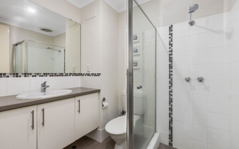 COMFORT MEETS CONVENIENCE