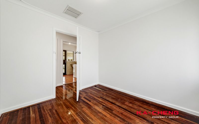 Easy-Care Living in a Convenient Morley Location