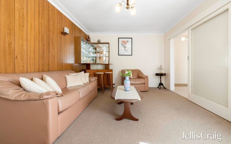 94 Shafer Road, Blackburn North