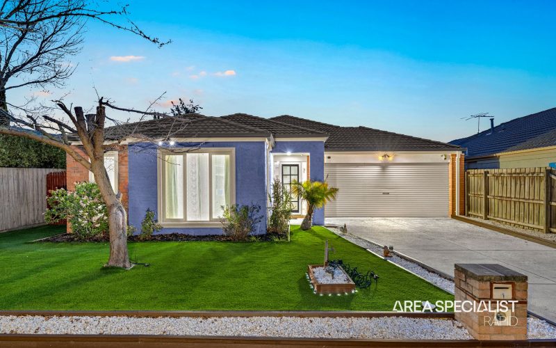 11 Tuileries Rise, Narre Warren South VIC 3805