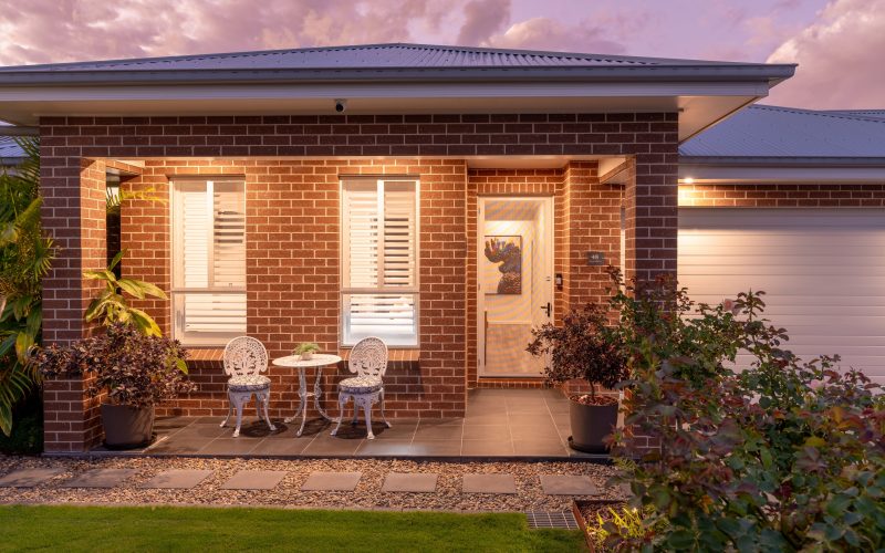 Contemporary Comfort, Space and Effortless Entertaining