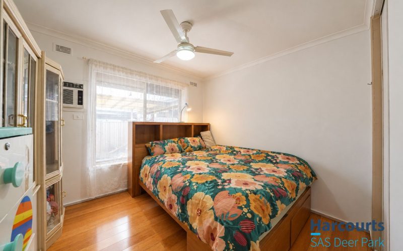 Fantastic First Home or Investment Opportunity on 585m² in Melton South!