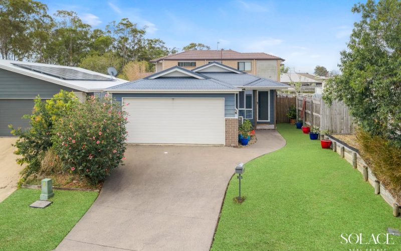 1B Telopea Place, Kirkwood QLD 4680