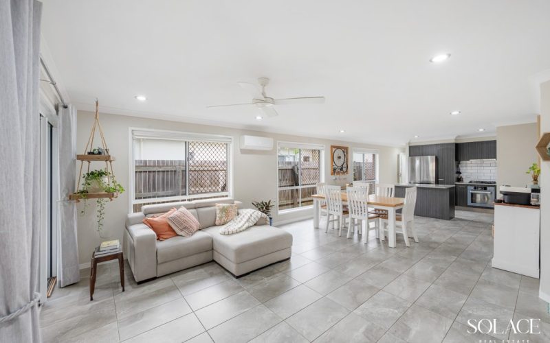1B Telopea Place, Kirkwood QLD 4680