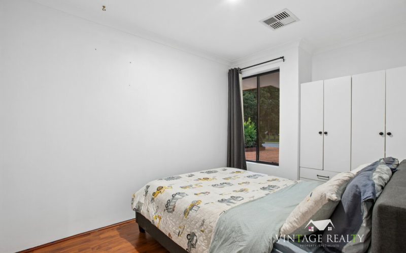 UNDER OFFER with ALYSSA HAYDEN