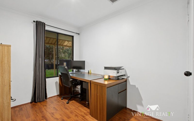 UNDER OFFER with ALYSSA HAYDEN