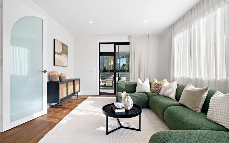 1&2/1 Cobain  Court, Ringwood