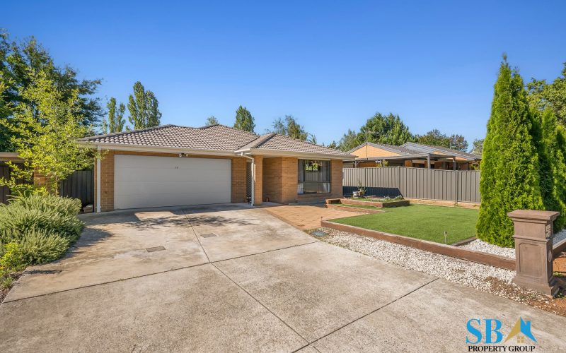 19 Keverstone Circuit, ISABELLA PLAINS ACT 2905